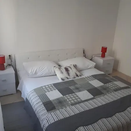 Apartman Davorka Zára