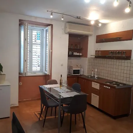Davorka Apartman *